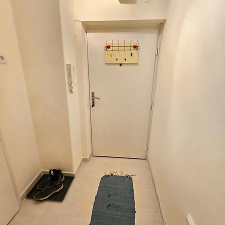 Bg-room *