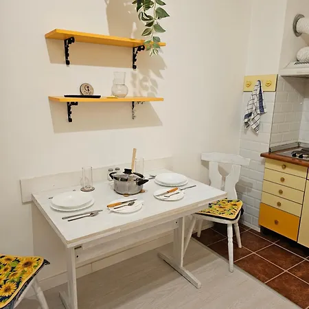 Apartment Bg-room *