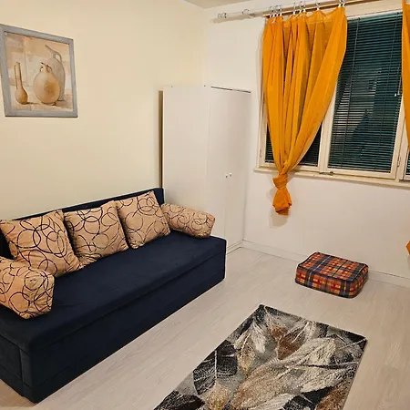 Bg-room Apartment